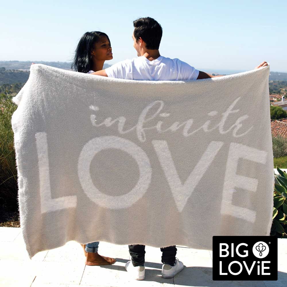 Big Lovie Blanket.jpg